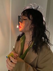 -BULB STUDIO 巴柏明星发型工作室