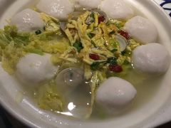 浓汤手工鱼丸-卢大鲜鱼头捞饭(美利广场店)