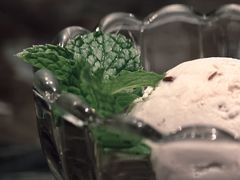 红豆冰激凌-Ginza Onodera铁板烧(外滩十八号店)