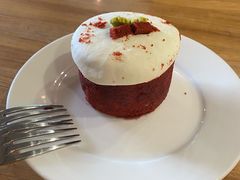 红丝绒雪融蛋糕-COSTA COFFEE(成都来福士店)