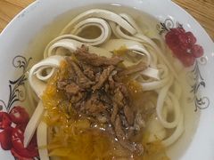 -兴华千张面馆
