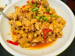 -洞庭鲜湘菜餐厅