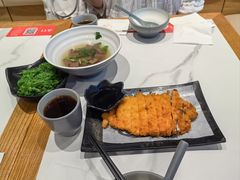 -馋三尺蟹粉小笼(人民广场店)