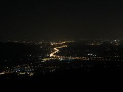 -鬼笑石后山停车场