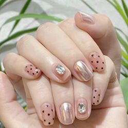 -斯馨·健康美甲美睫