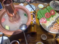 -民食香·腊排骨野生菌美食(木府店)