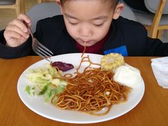 -全季酒店上海野生动物园店-地面停车场