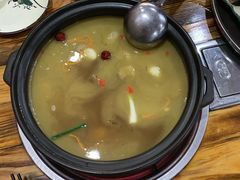 -菌之家·专业纯野生菌火锅·特色炒菌