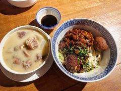 -沪西老弄堂面馆(定西路店)