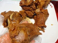 -吴记酱骨炖菜馆(西大直街店)