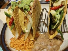 -彼德西餐厅(凯德广场新南店)