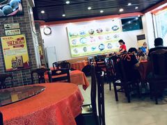 大堂-化州大众美食城(宝安老牌店)