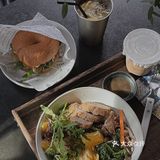 发现一家藏在星河城的森系简餐cafe️