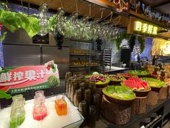 -领鲜活海鲜榴莲自助火锅(东门店)