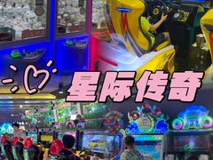 -反斗乐园π·电玩·高空拓展·蹦床(龙华天虹店)