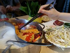 -小天鹅火锅·一线江景洪鼎旗舰店(洪崖洞店)
