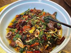 -老滇山寨•云南特色菜•地方菜•民族风情歌舞表演(金碧店)