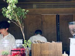 -Metal hands·铁手咖啡