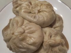 猪肉包子-陈寔包子王·卤煮小肠·京味小吃(龙潭店)