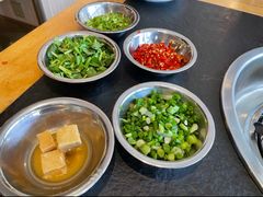 -肖仙仙羊肉汤·创于1996年(三官堂总店)