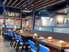 大堂-全牛匠·乐山跷脚牛肉(西单华威约饭街店)