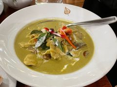 -Thai Pothong Restaurant