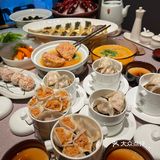 西安 ！！一个饺子🥟居然11块钱 。 。  