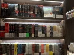 -钟书阁(群光广场店)