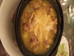 酸汤肥牛-邓丽君音乐主题餐厅