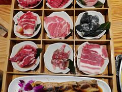 -青瓦炭韩潮烤肉(花园道店)