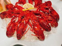 -肥肥虾庄·金牌油焖大虾(首义路店)