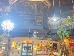 -临界音乐酒馆·小龙虾·江湖菜(华熙LIVE·鱼洞店)