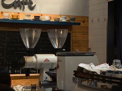 -Be Lived Cafe比例咖啡(摩天轮店)