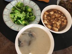 -爱的果实月嫂育婴师(世纪东方店)