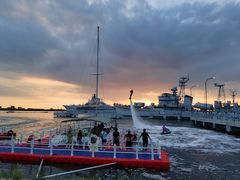 -泰达航母主题公园