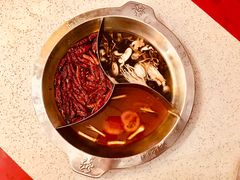 -DaLongYi Hotpot - 大龙燚火锅 - 地道四川老火锅