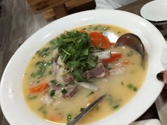 手抓羊肉-毛胡子牛羊餐馆(武宁路店)