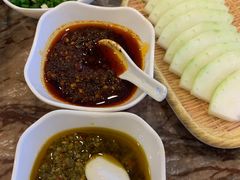 -鲁朗纳麦石锅鸡庄园