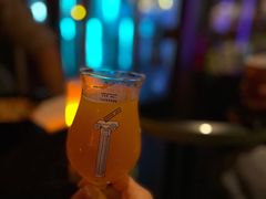 -TASTE ROOM Bar