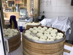 -许鲜包子铺