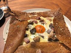 鸡蛋蘑菇熏肉荞麦可丽饼-RAC BAR(安福路店)