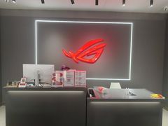 -ROG玩家国度(烟台众诚店)