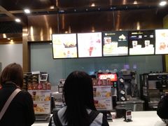 -麦当劳(郑州东高铁站店)