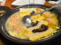 -莲餐厅·湖北菜·潜江小龙虾店(愚园路店)