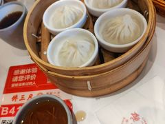 -馋三尺蟹粉小笼(人民广场店)