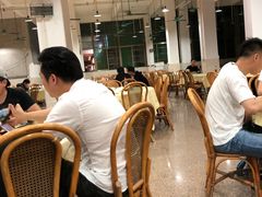 大堂-标记美食新鲜猪杂(兴南大道店)