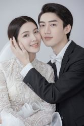 点击看大图 -挪娅婚纱摄影皇家会所