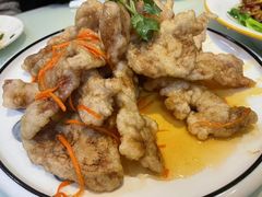 -老码头黑皮肘子锅包肉熏酱水饺(文政街店)