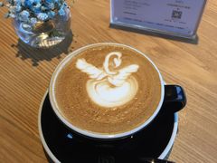 热拿铁-麦隆咖啡Mellower Coffee(弘基时尚生活中心店)