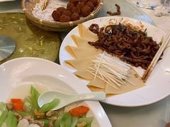 -鑫巴蜀小镇 · 水煮鱼专研店(玉桥店)